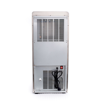 220V 전압 에너지 절약 120kg/24hr 용량으로 스마트 기술 얼음 물 메이커